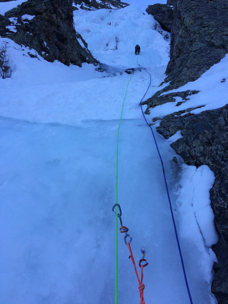Leading on Second Gully